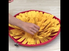 Anti Choke Sniff Pad Pet Chew Toys Consume Energy Slow Blanket